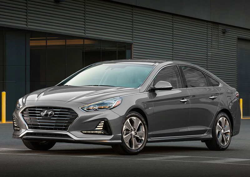 Hyundai Sonata Hybrid 2018 - sedan bình dân nhiều tính năng hiện đại